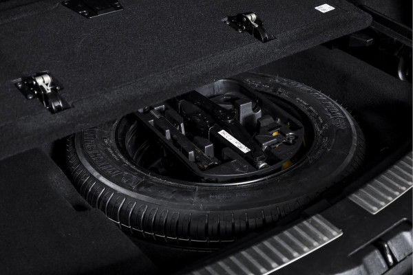 Renault MEGANE Estate 1.2 TCe 130 PK GT-Line | Cruise | PDC | Camera | Afn. Trekhaak | NAV + App. Connect | ECC | DAB | LM 18" |