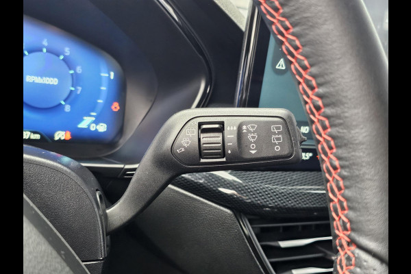 Ford Focus 2.3 EcoBoost ST-X | 280pk Automaat! | Winter Pack | AGR-stoelen | Camera | Bang&Olufsen | Head up Display | BLIS | Extra wielset!