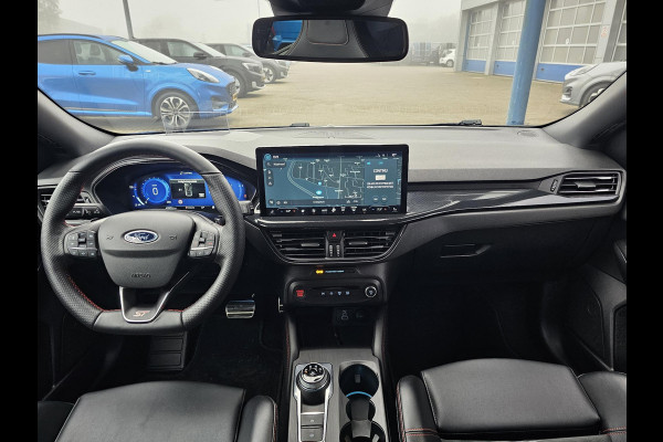 Ford Focus 2.3 EcoBoost ST-X | 280pk Automaat! | Winter Pack | AGR-stoelen | Camera | Bang&Olufsen | Head up Display | BLIS | Extra wielset!