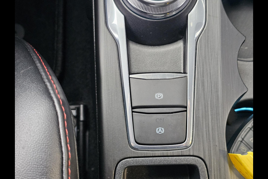 Ford Focus 2.3 EcoBoost ST-X | 280pk Automaat! | Winter Pack | AGR-stoelen | Camera | Bang&Olufsen | Head up Display | BLIS | Extra wielset!