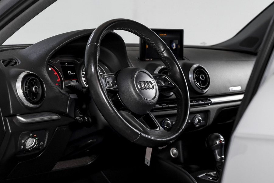 Audi A3 Sportback 1.0 TFSI 115 PK Sport Lease Edition - Automaat Orig. NL | Cruise | Afn. Trekhaak | PDC | NAV | Airco | LED | LM 16" |