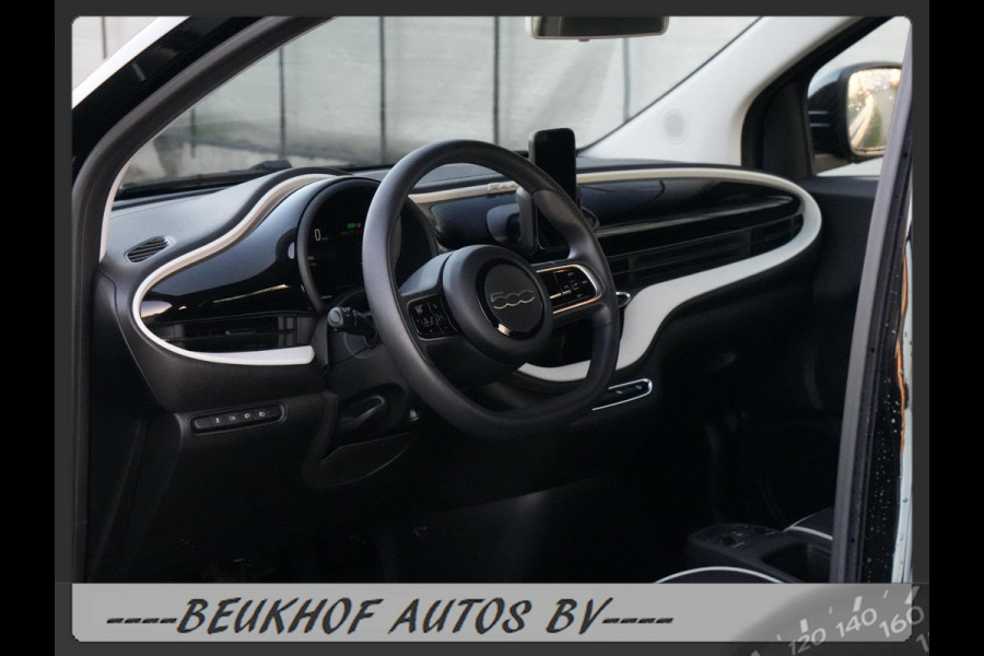 Fiat 500 E Action 24 kWh bj2022 N.a.p 13.000km Airco Soh 96%