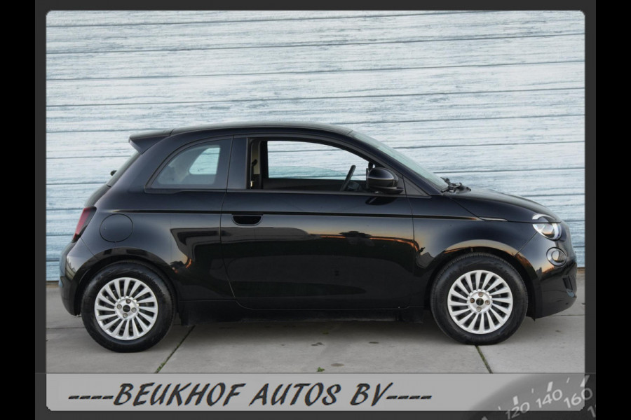 Fiat 500 E Action 24 kWh bj2022 N.a.p 13.000km Airco Soh 96%