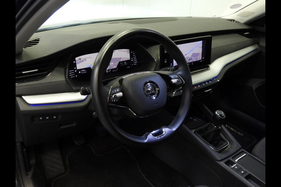 Škoda Octavia Combi 1.0 TSI Business Edition NAVI/VIRTUAL/LED/TREKH/17"LMV!