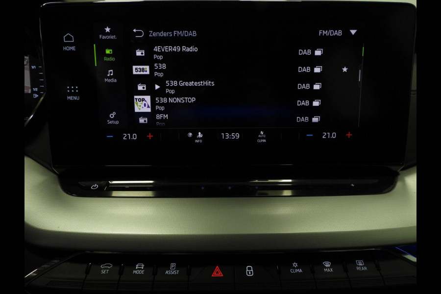 Škoda Octavia Combi 1.0 TSI Business Edition NAVI/VIRTUAL/LED/TREKH/17"LMV!