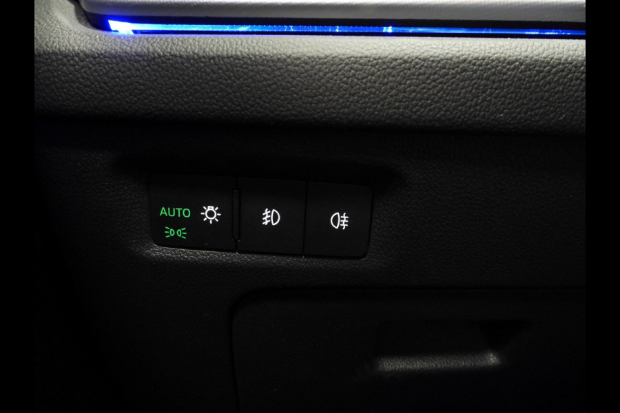 Škoda Octavia Combi 1.0 TSI Business Edition NAVI/VIRTUAL/LED/TREKH/17"LMV!