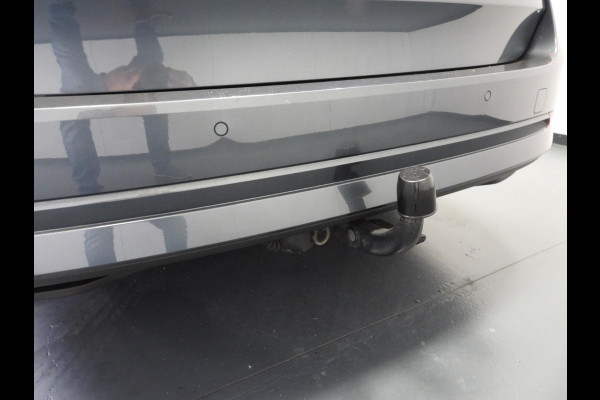 Škoda Octavia Combi 1.0 TSI Business Edition NAVI/VIRTUAL/LED/TREKH/17"LMV!