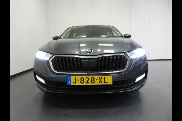 Škoda Octavia Combi 1.0 TSI Business Edition NAVI/VIRTUAL/LED/TREKH/17"LMV!