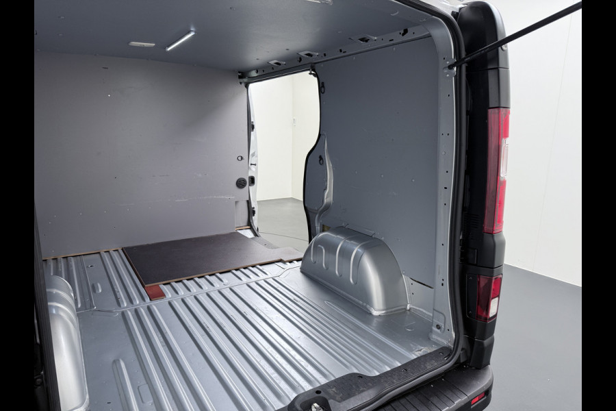 Opel Vivaro 1.6CDTI 126PK EURO 6 Navi Pdc Camera Airco DAB Bluetooth Edition Schuifdeur Achterdeuren Wandbetimmering 1e Eigenaar Origineel Nederlandse Auto Dealeronderhouden