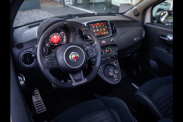 Abarth 595C 1.4 T-Jet 180PK Competizione / Brembo / Carbon / Carplay / Navi / DAB+ / Sabelt / Climate control