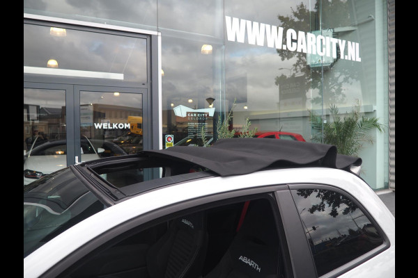Abarth 595C 1.4 T-Jet 180PK Competizione / Brembo / Carbon / Carplay / Navi / DAB+ / Sabelt / Climate control
