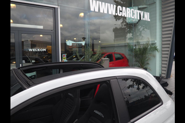 Abarth 595C 1.4 T-Jet 180PK Competizione / Brembo / Carbon / Carplay / Navi / DAB+ / Sabelt / Climate control