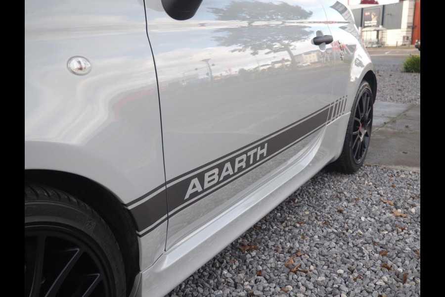 Abarth 595C 1.4 T-Jet 180PK Competizione / Brembo / Carbon / Carplay / Navi / DAB+ / Sabelt / Climate control