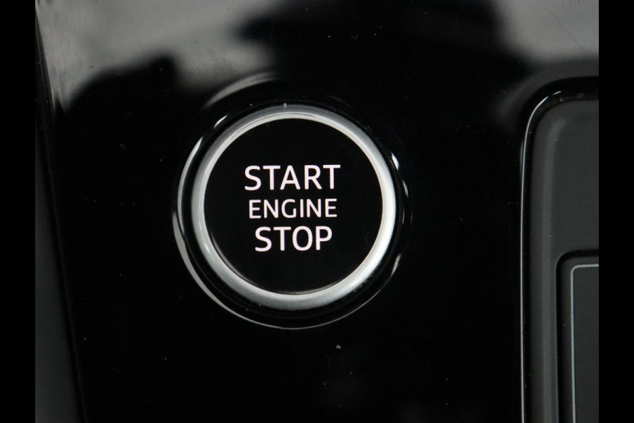 Audi A3 30 TFSI edition one | Stoelverwarming | Matrix LED | Virtual Cockpit | Carplay | Half leder | Navigatie | Parkeerhulp