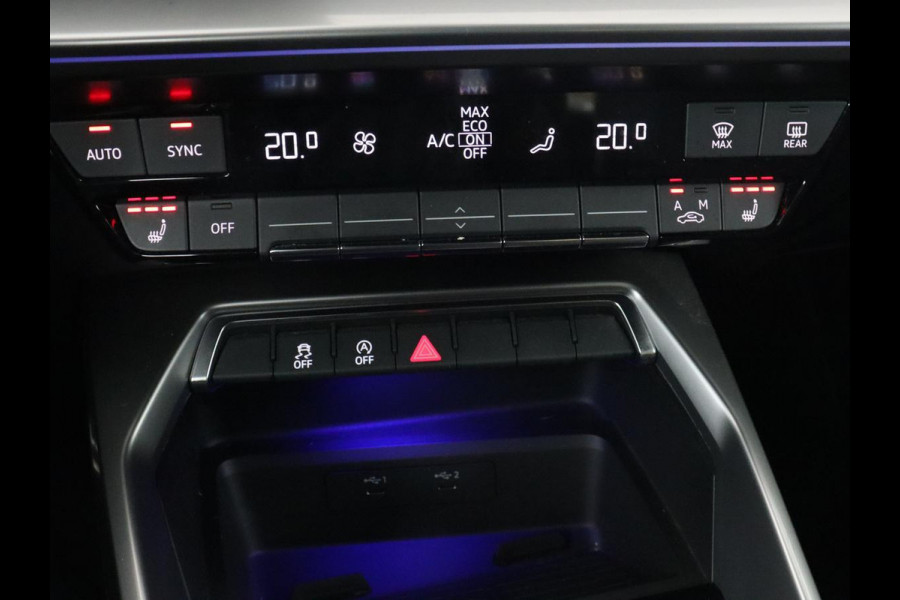 Audi A3 30 TFSI edition one | Stoelverwarming | Matrix LED | Virtual Cockpit | Carplay | Half leder | Navigatie | Parkeerhulp