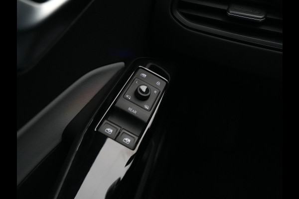 Volkswagen ID.3 First Plus 58 kWh Navigatie Camera Acc Stoelverwarming 154