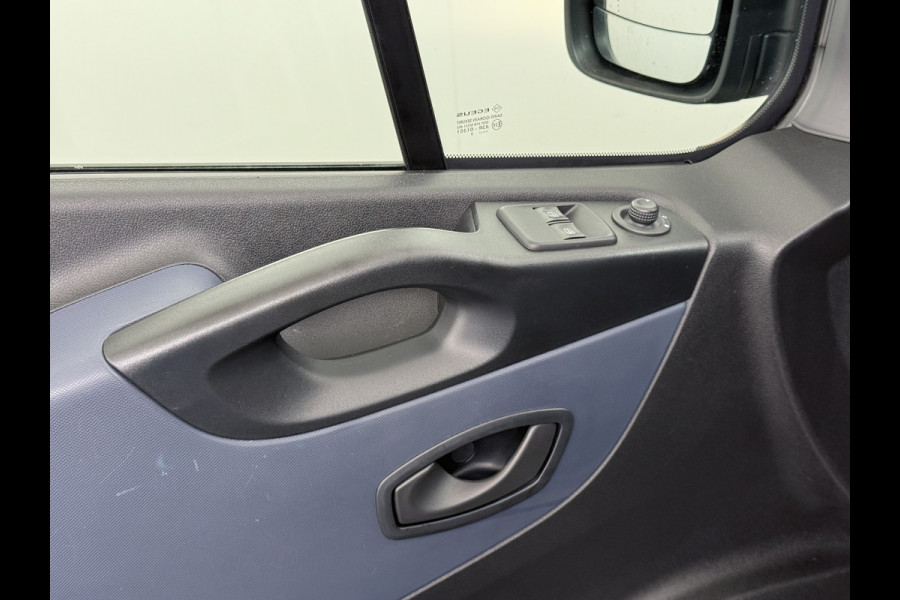 Opel Vivaro 1.6CDTI 126PK L1H1 Euro 6 Trekhaak Camera Navi Airco Pdc Cruise Control Bluetooth Edition Schuifdeur Achterklep Wandbetimmering 2.000KG Trekgewicht 1e Eigenaar Origineel Nederlandse Auto Dealeronderhouden