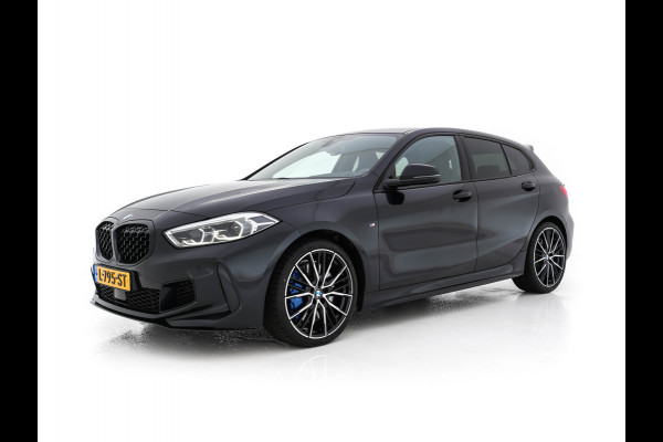 BMW 1-serie M135i xDrive M-Sportpack High Executive Aut. *ALCANTARA-MICROFIBRE | FULL-LED | HEATED-SPORTSEATS | SHIFT-PADDLES | DIGI-COCKPIT | HEAD-UP | NAVI-FULLMAP | DAB+ | PRIVACY-GLASS | AMBIENT-LIGHT | CARBON-INLAY | CARPLAY | 19''ALU*