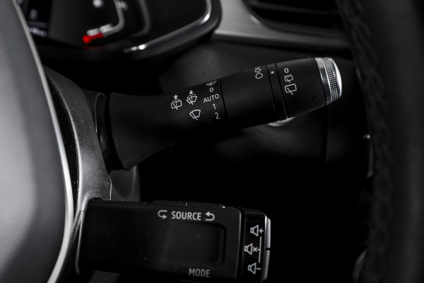 Renault Captur 1.0 TCe 90 PK Intens Orig. NL | Cruise | PDC | Camera | NAV + App. Connect | ECC | DAB | LM 17" |