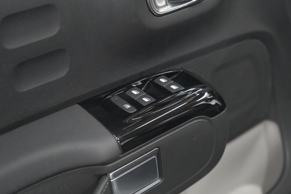 Citroën C3 PureTech 83 Max | Camera | Stoelverwarming | Navigatie | Parkeersensoren