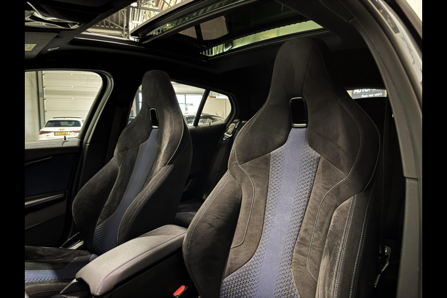 BMW 1-serie 118i M Sport|PANO|SFEER|ALCANTARA|KUIPSTOELEN|BOMVOL