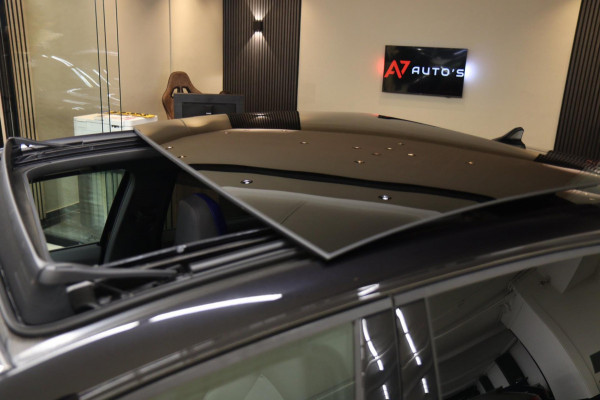 Volkswagen Golf 1.4 TSI GTE 245PK BLACKSTYLE /PANODAK/CARPLAY/ACC/LANEASSIST/VOL