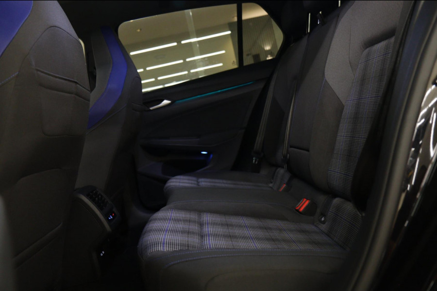 Volkswagen Golf 1.4 TSI GTE 245PK BLACKSTYLE /PANODAK/CARPLAY/ACC/LANEASSIST/VOL