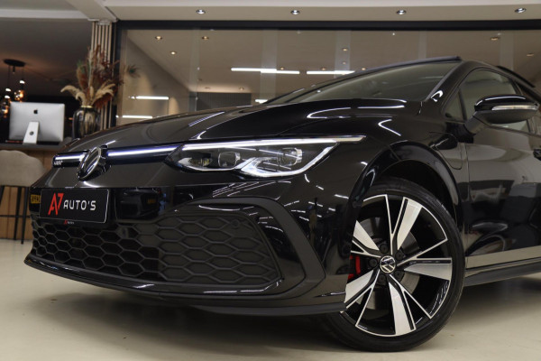 Volkswagen Golf 1.4 TSI GTE 245PK BLACKSTYLE /PANODAK/CARPLAY/ACC/LANEASSIST/VOL