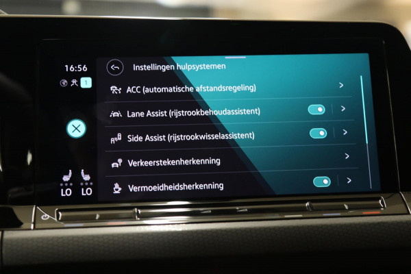 Volkswagen Golf 1.4 TSI GTE 245PK BLACKSTYLE /PANODAK/CARPLAY/ACC/LANEASSIST/VOL