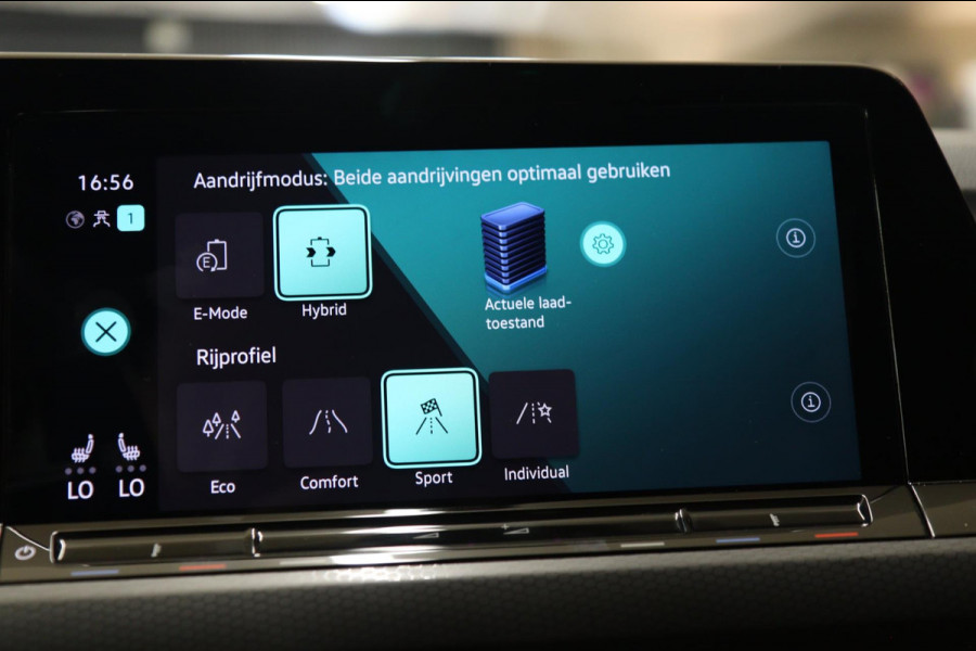 Volkswagen Golf 1.4 TSI GTE 245PK BLACKSTYLE /PANODAK/CARPLAY/ACC/LANEASSIST/VOL