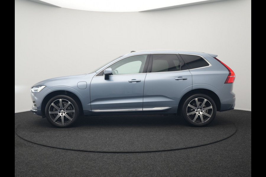 Volvo XC60 Recharge T8 AWD Inscription Plug In Hybrid 391pk Dealer O.H. PHEV | Trekhaak Af Fabriek | Panodak | Adaptive Cruise | Camera | Harman & Kardon | Lederen Sportstoelen Memory & Verwarmd | Apple Carplay | Blis | Stuur Verwarmd | Navigatie |