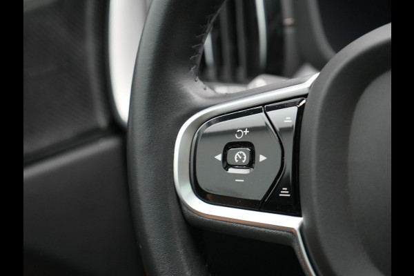 Volvo XC60 Recharge T8 AWD Inscription Plug In Hybrid 391pk Dealer O.H. PHEV | Trekhaak Af Fabriek | Panodak | Adaptive Cruise | Camera | Harman & Kardon | Lederen Sportstoelen Memory & Verwarmd | Apple Carplay | Blis | Stuur Verwarmd | Navigatie |