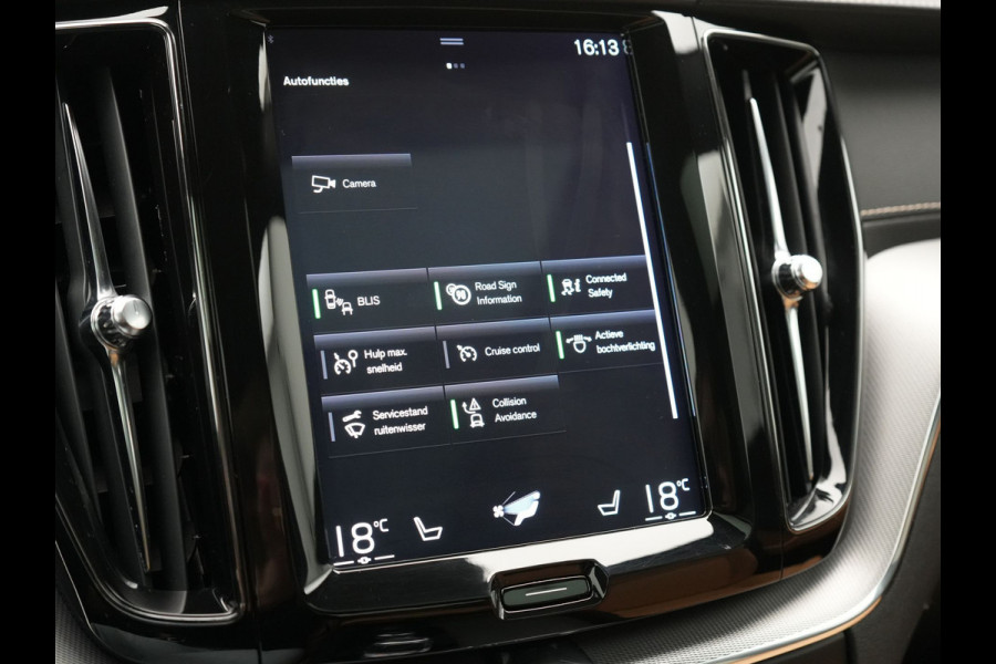 Volvo XC60 Recharge T8 AWD Inscription Plug In Hybrid 391pk Dealer O.H. PHEV | Trekhaak Af Fabriek | Panodak | Adaptive Cruise | Camera | Harman & Kardon | Lederen Sportstoelen Memory & Verwarmd | Apple Carplay | Blis | Stuur Verwarmd | Navigatie |