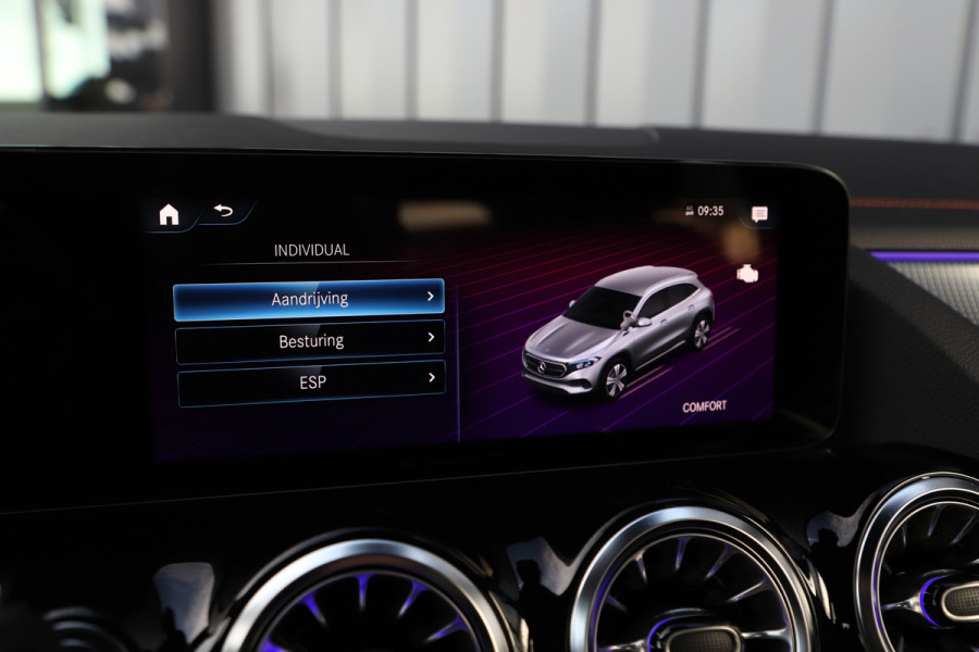 Mercedes-Benz EQA 250 AMG | 190PK | Sfeerverlichting | Led | Widescreen | Standkachel | Stoelverwarming | Elek. Achterklep | 2023.