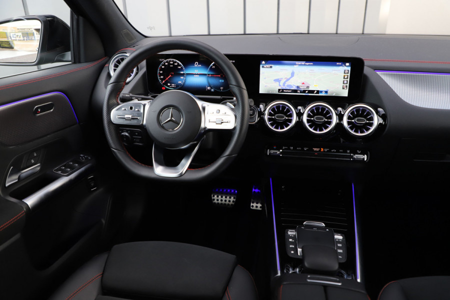 Mercedes-Benz EQA 250 AMG | 190PK | Sfeerverlichting | Led | Widescreen | Standkachel | Stoelverwarming | Elek. Achterklep | 2023.