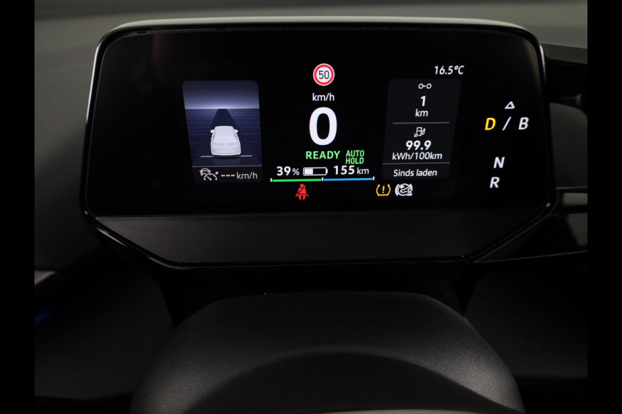 Volkswagen ID.4 First 77 kWh 204 pk | Navigatie | Warmtepomp | Trekhaak (wegklapbaar ) | Parkeersensoren | Achteruitrijcamera | Stoelverwarming |