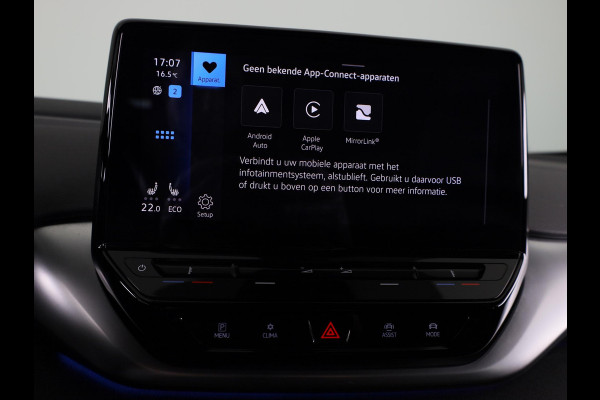 Volkswagen ID.4 First 77 kWh 204 pk | Navigatie | Warmtepomp | Trekhaak (wegklapbaar ) | Parkeersensoren | Achteruitrijcamera | Stoelverwarming |