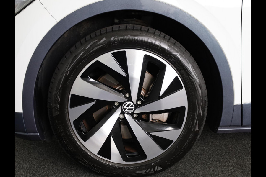 Volkswagen ID.4 First 77 kWh 204 pk | Navigatie | Warmtepomp | Trekhaak (wegklapbaar ) | Parkeersensoren | Achteruitrijcamera | Stoelverwarming |