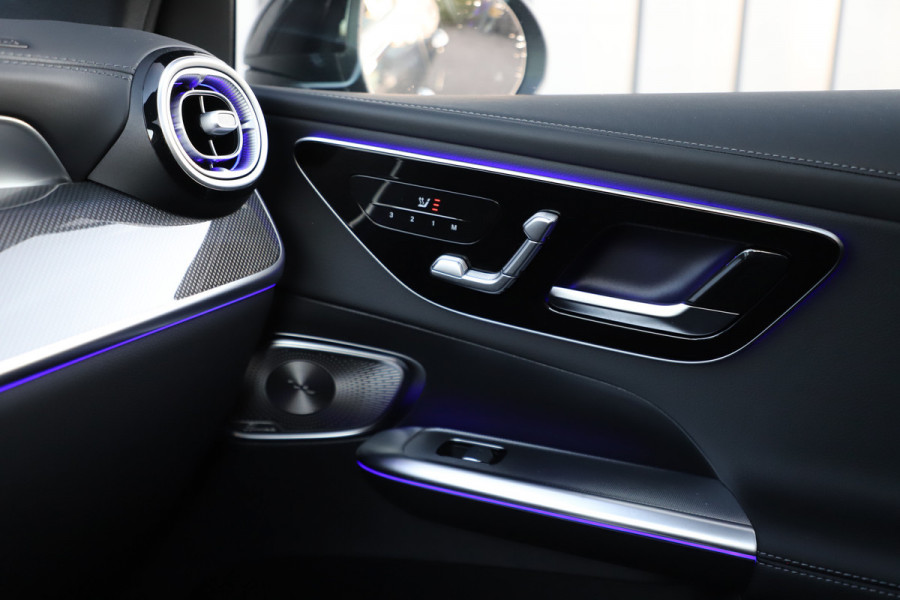 Mercedes-Benz GLC 300e AMG 4-Matic | 313PK | Pano | Keyless-go | Head-up | Sfeerverlichting | Burmester | Distronic | Digital-light | NL-Auto | 20