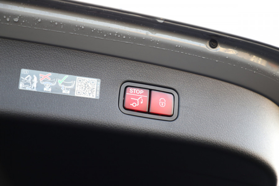 Mercedes-Benz GLC 300e AMG 4-Matic | 313PK | Pano | Keyless-go | Head-up | Sfeerverlichting | Burmester | Distronic | Digital-light | NL-Auto | 20