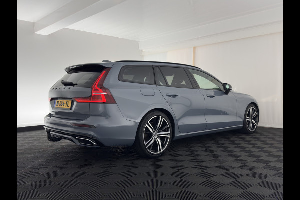 Volvo V60 2.0 B3 R-Design (INCL-BTW) *LEATHER-FABRIC | DIGI-COCKPIT | FULL-LED | MEMORY-PACK | HEATED-SPORTSEATS | LANE-ASSIST | NAVI-FULLMAP | CAMERA | DAB+ | PRIVACY-GLASS | ECC | PDC | TOWBAR | 19''ALU*