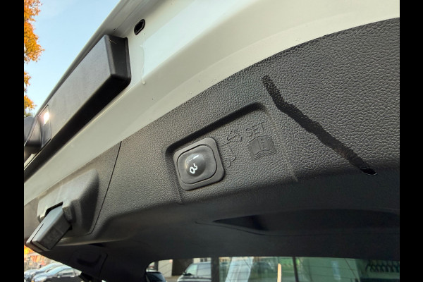 Ford Puma 1.0 EcoBoost 155 Hybrid ST-Line X First Edition - Pano/Schuifdak - Winterpakket - Navi - Half Leder