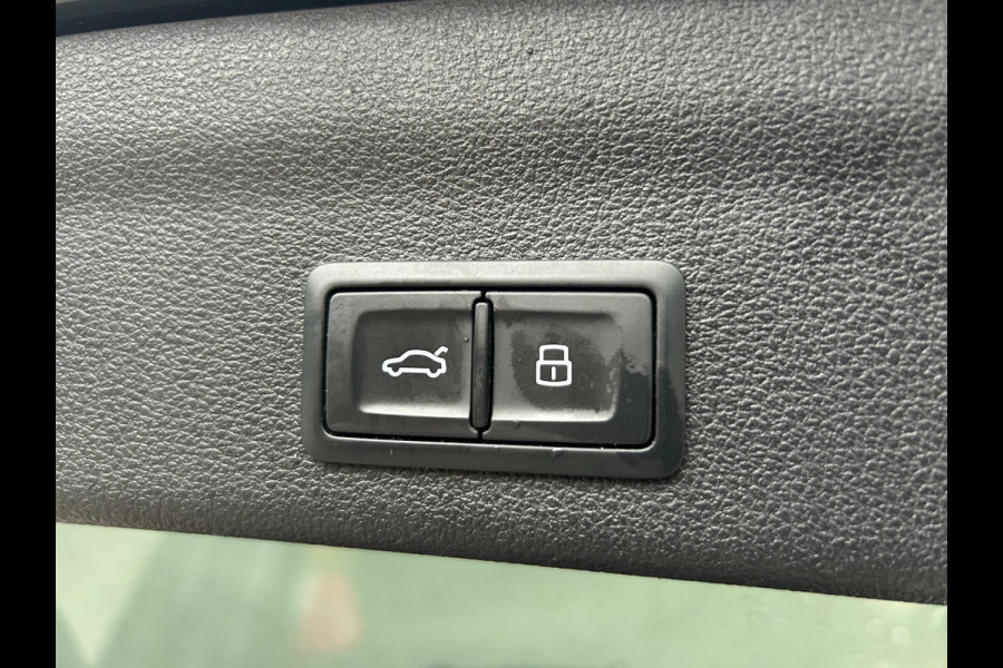 Audi A6 Avant 55 TFSI e quattro Competition S-Line 367pk | HEAD-UP | PANO | A.CAMERA | TREKHAAK | APK BIJ AFLEVERING | NIEUWSTAAT