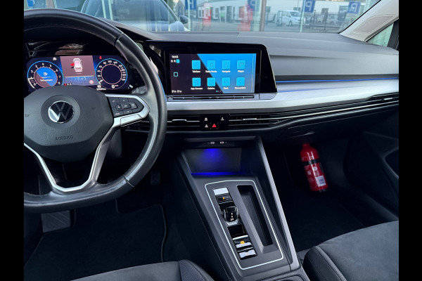 Volkswagen Golf Variant 1.5 eTSI Life Business - Automaat - Navi - Alcantara - Virt.Cockpit - Climate