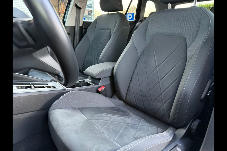 Volkswagen Golf Variant 1.5 eTSI Life Business - Automaat - Navi - Alcantara - Virt.Cockpit - Climate