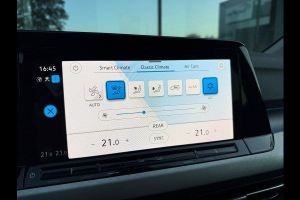 Volkswagen Golf Variant 1.5 eTSI Life Business - Automaat - Navi - Alcantara - Virt.Cockpit - Climate