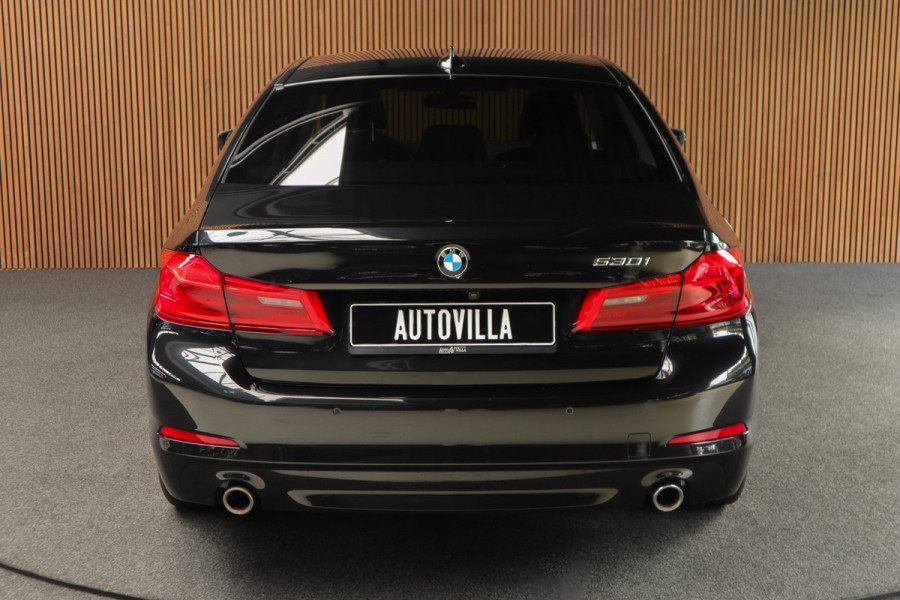 BMW 5 Serie 530i Head-up Memory seats Navi Leer Camera Climate (3-zone) Stoelverwarming voor & achter Sportstoelen Virtual PDC LM velgen BTW auto