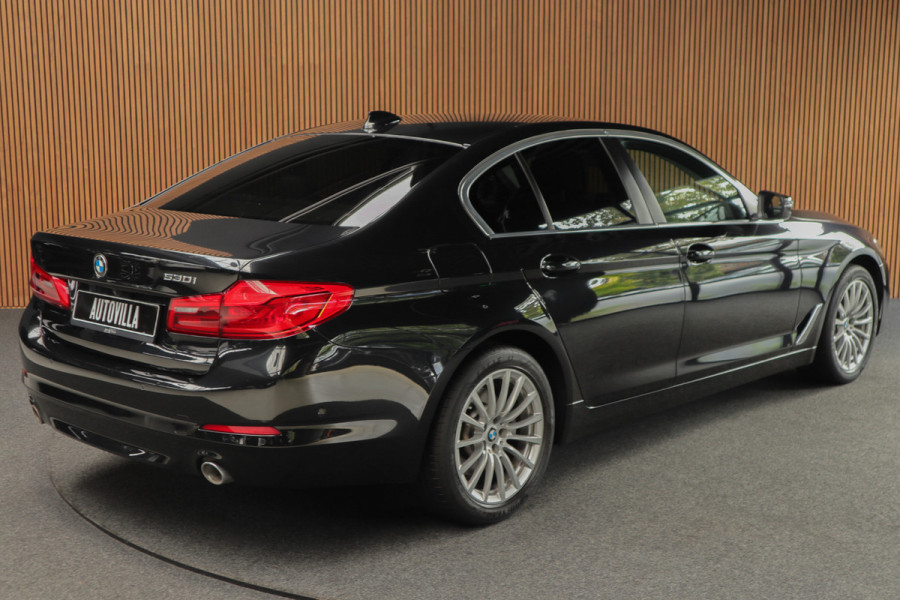 BMW 5 Serie 530i Head-up Memory seats Navi Leer Camera Climate (3-zone) Stoelverwarming voor & achter Sportstoelen Virtual PDC LM velgen BTW auto