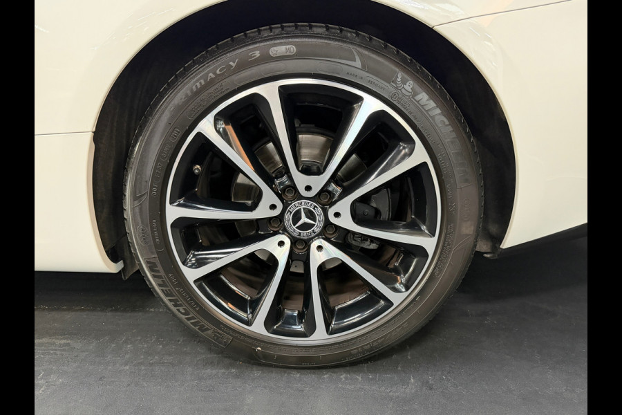 Mercedes-Benz E-Klasse Cabrio 200 | Leder | Airscarf | Camera | Navi | Lage Km stand | Led | Nieuwstaat | 1e eigenaar