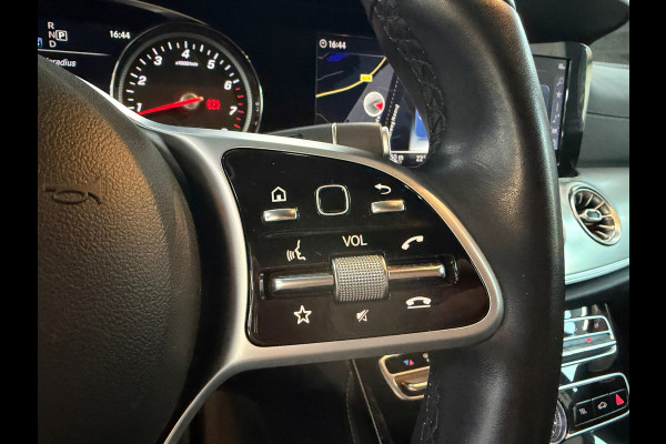 Mercedes-Benz E-Klasse Cabrio 200 | Leder | Airscarf | Camera | Navi | Lage Km stand | Led | Nieuwstaat | 1e eigenaar